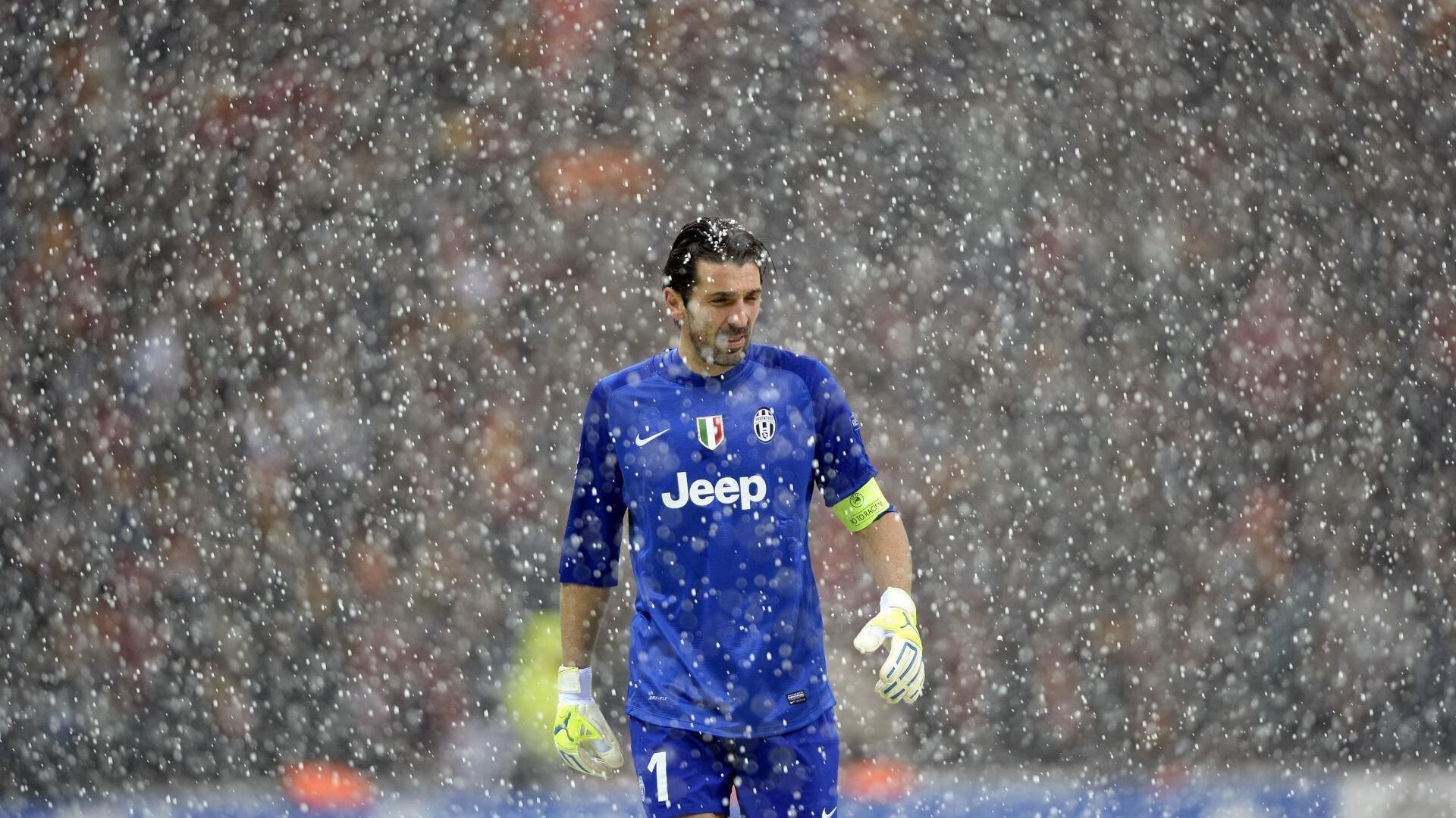 赛后热图分析揭示跑动距离变化与得失球之间存在强相关性，球员跑动距离数据